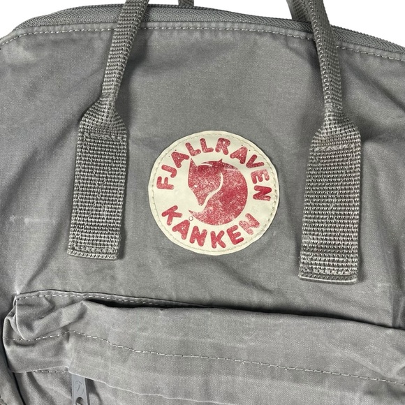 Fjallraven Kanken Classic Mini Backpack in Fog Taupe - Picture 3 of 9